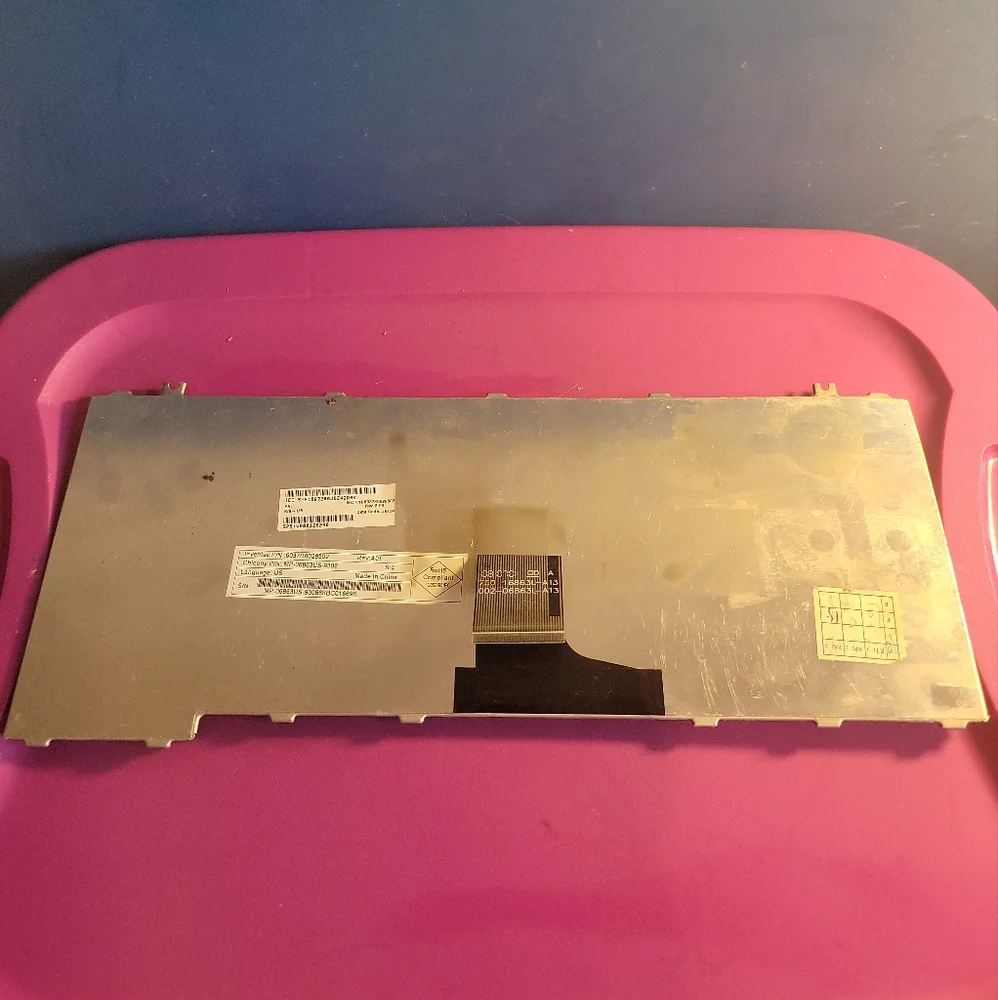 Toshiba Keyboard V000120280